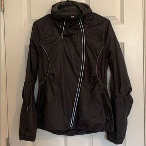 Lululemon run jacket w hood